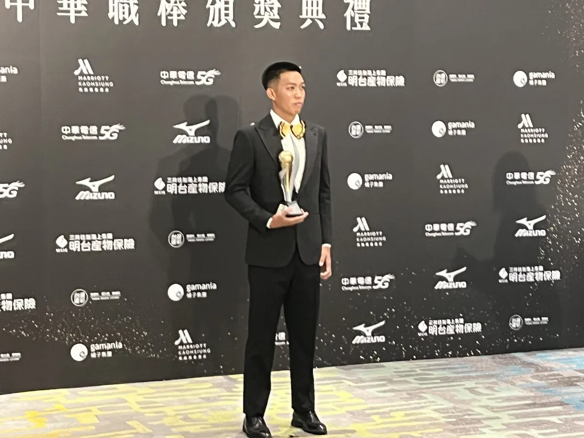 中職／謝謝挺過低潮的自己 林詩翔首登頒獎有彩蛋