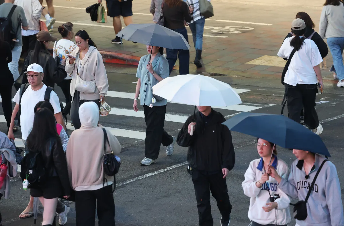 6日回暖高溫上看30度 鳳凰颱風不排除下周侵台