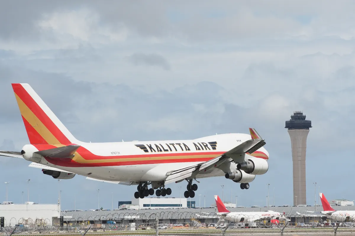 美政府停擺衝擊航空業 連兩天逾千航班取消