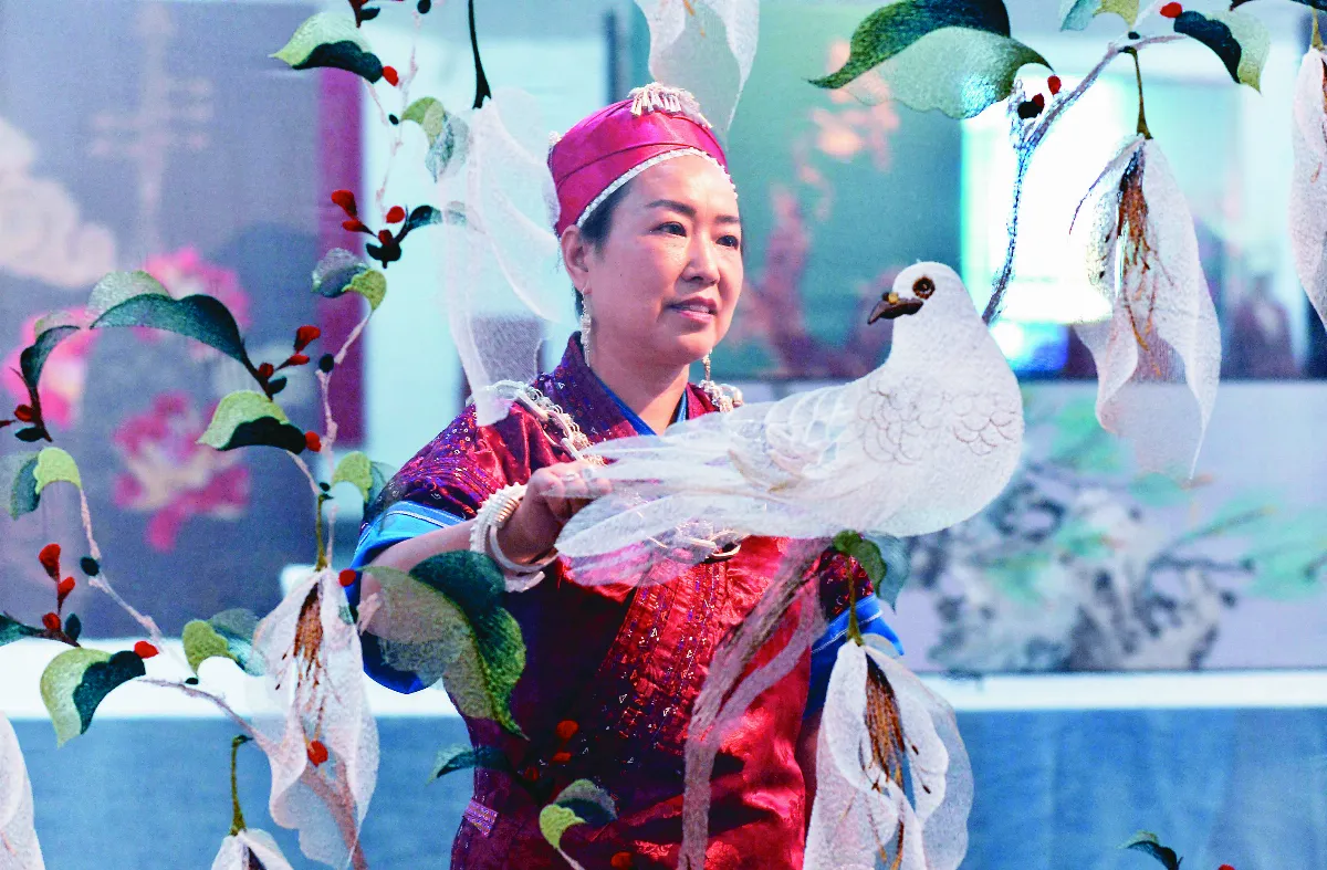 【苗繡傳承人】龍祿穎 針功夫 繡出錦繡天地