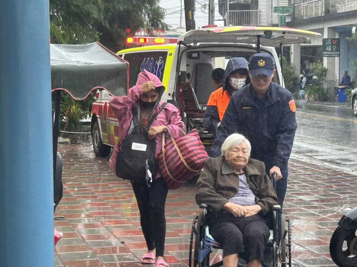 鳳凰颱風逼近 花蓮縣府：下午5時前全縣完成撤離