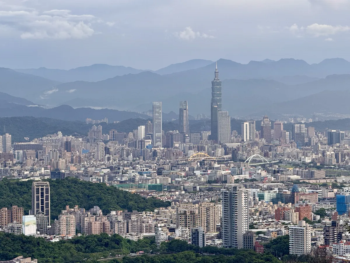 全台房市買氣重挫 上半年住宅買賣移轉數寫新低