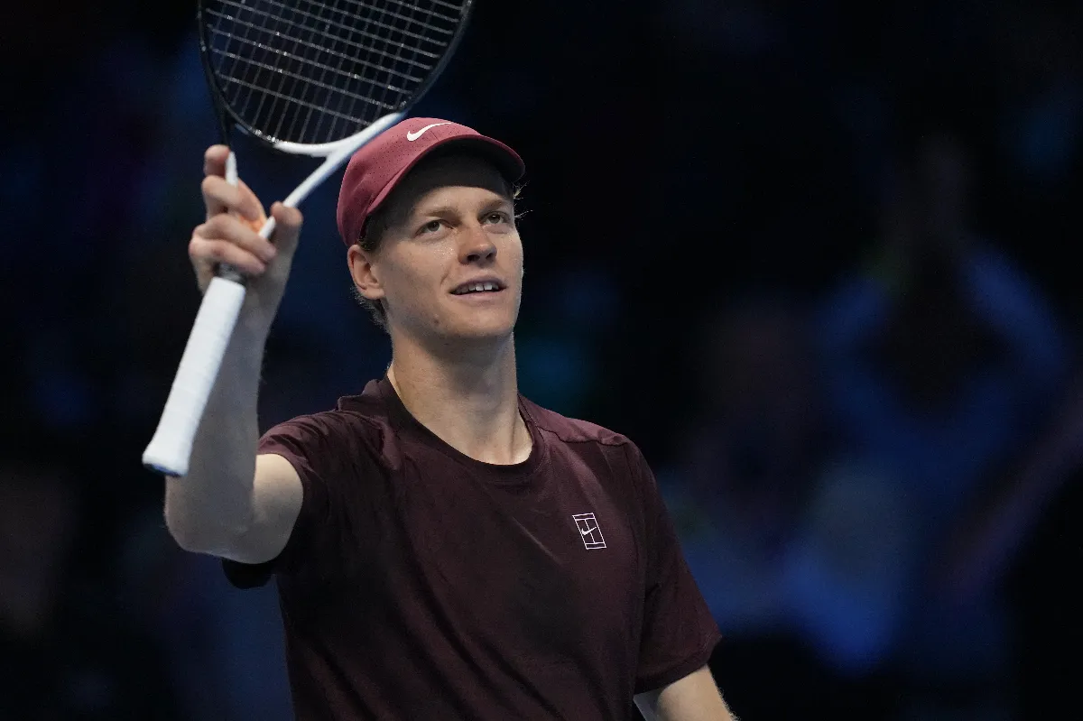 網球／地主加持 辛納年終賽邁出衛冕第1步