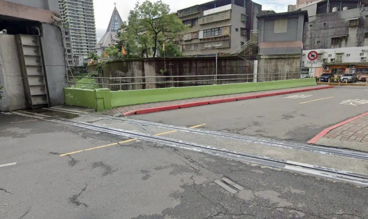 新北台鍊橋陸閘更新工程 17日起每天9至16時交管