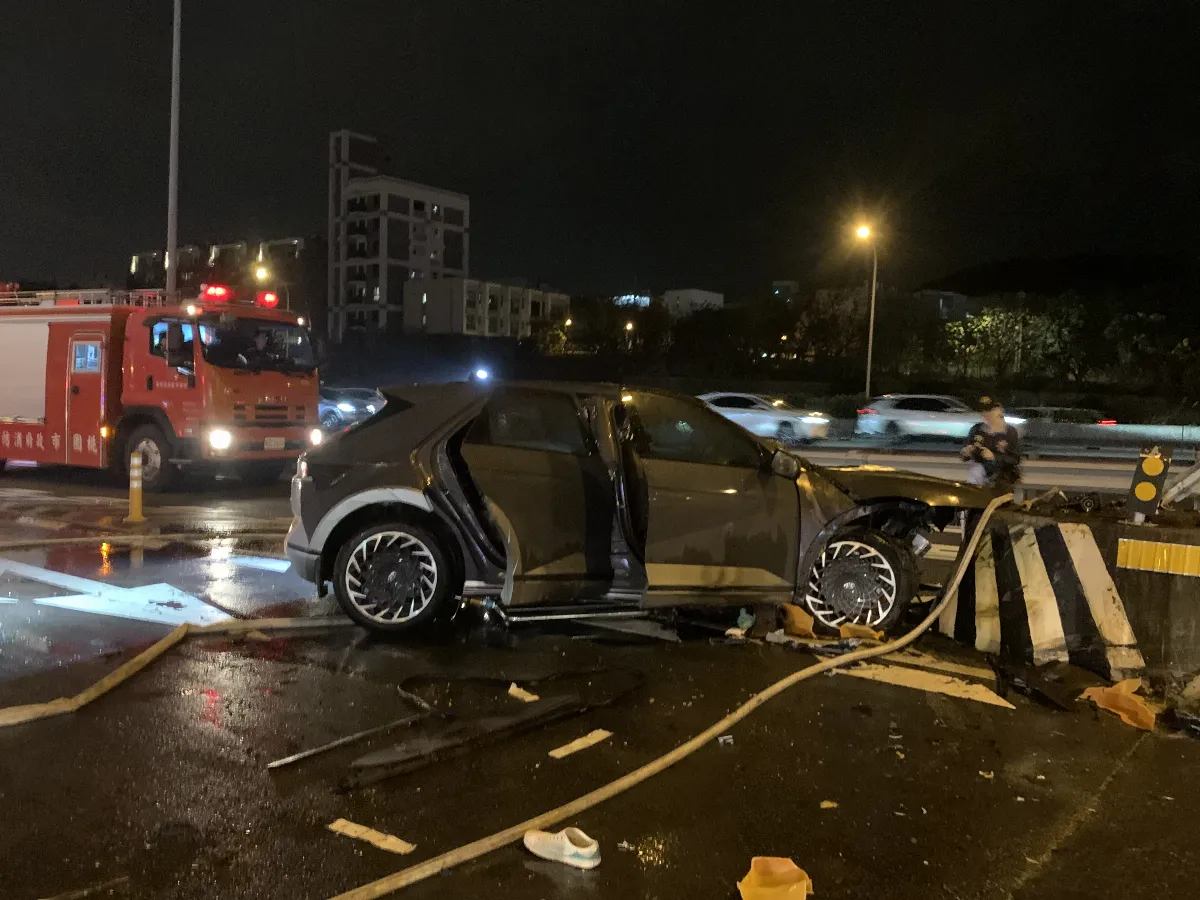 輔助駕駛系統非萬能  高公局籲提升行車專注度