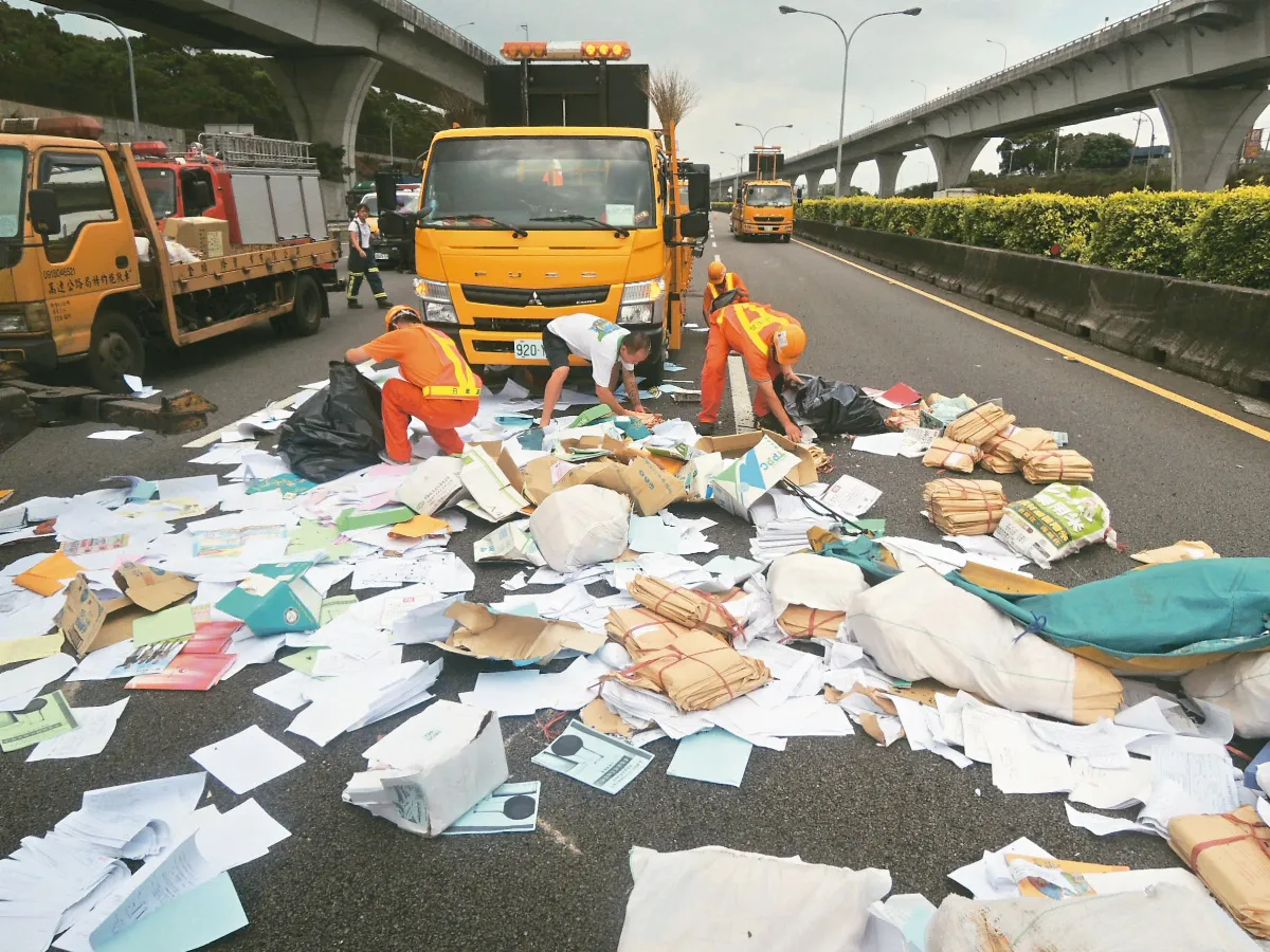 國道貨物掉落事故頻傳  未確實固定最高罰1.8萬