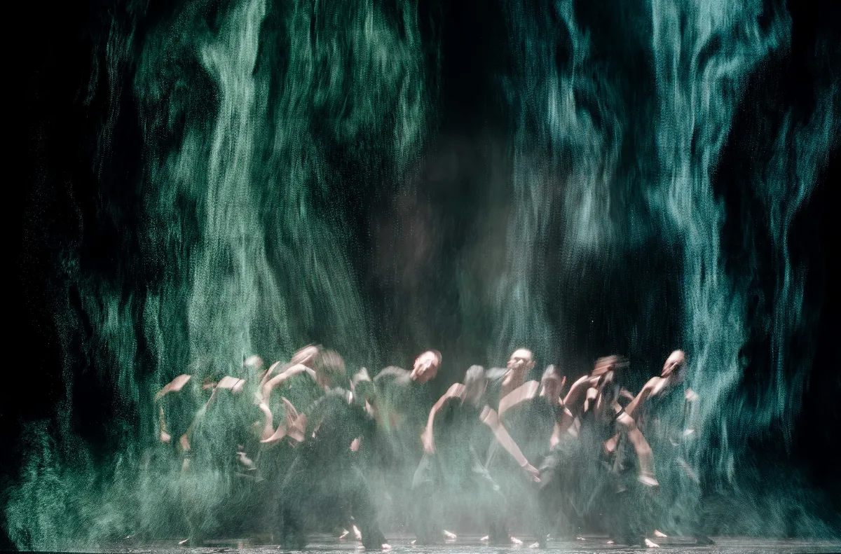 聲光與身體交織 聽見《關不掉的耳朵》