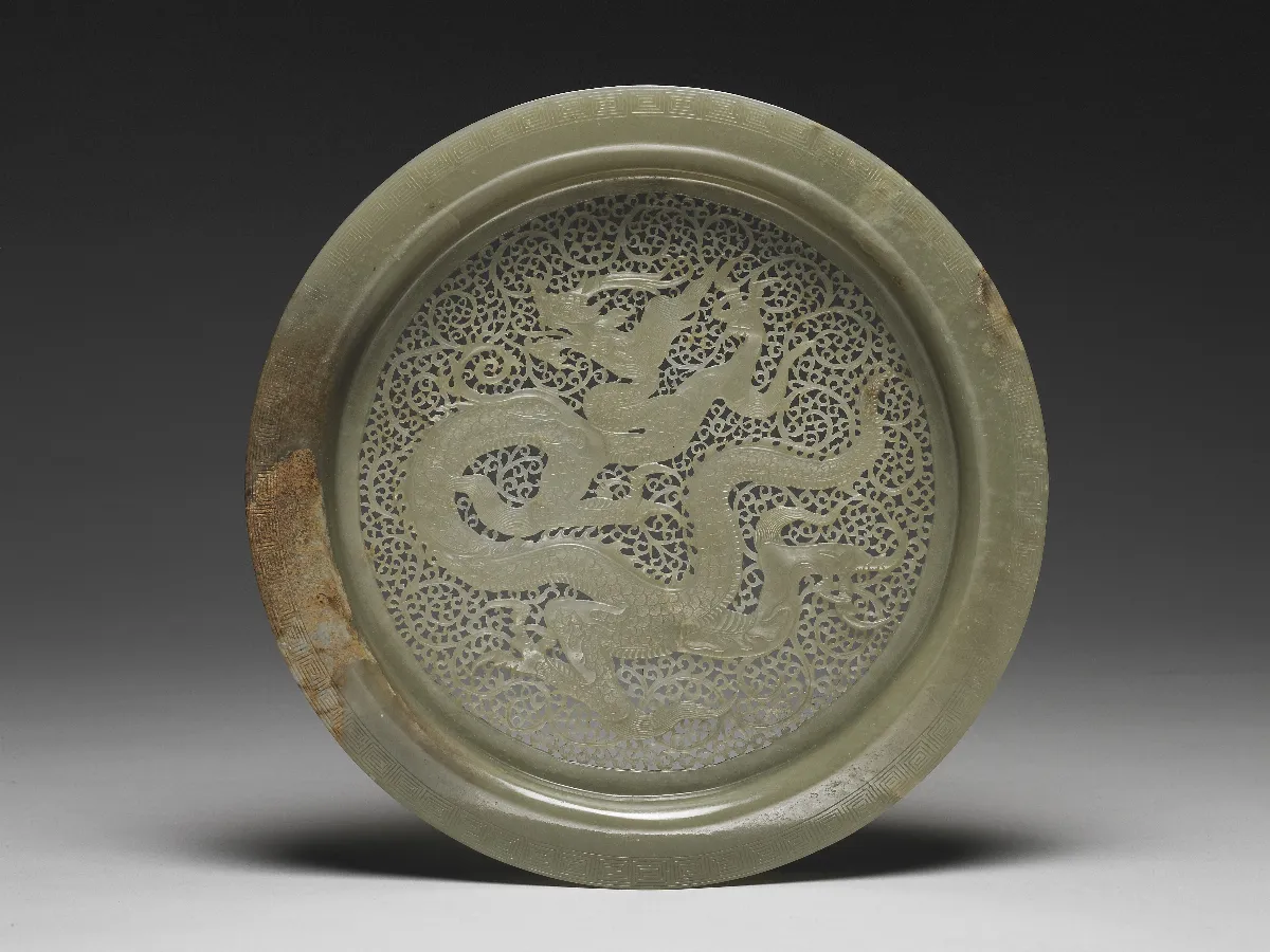 故宮「龍」特展震撼巴黎！開幕夜湧700人潮 神獸魅力征服法國