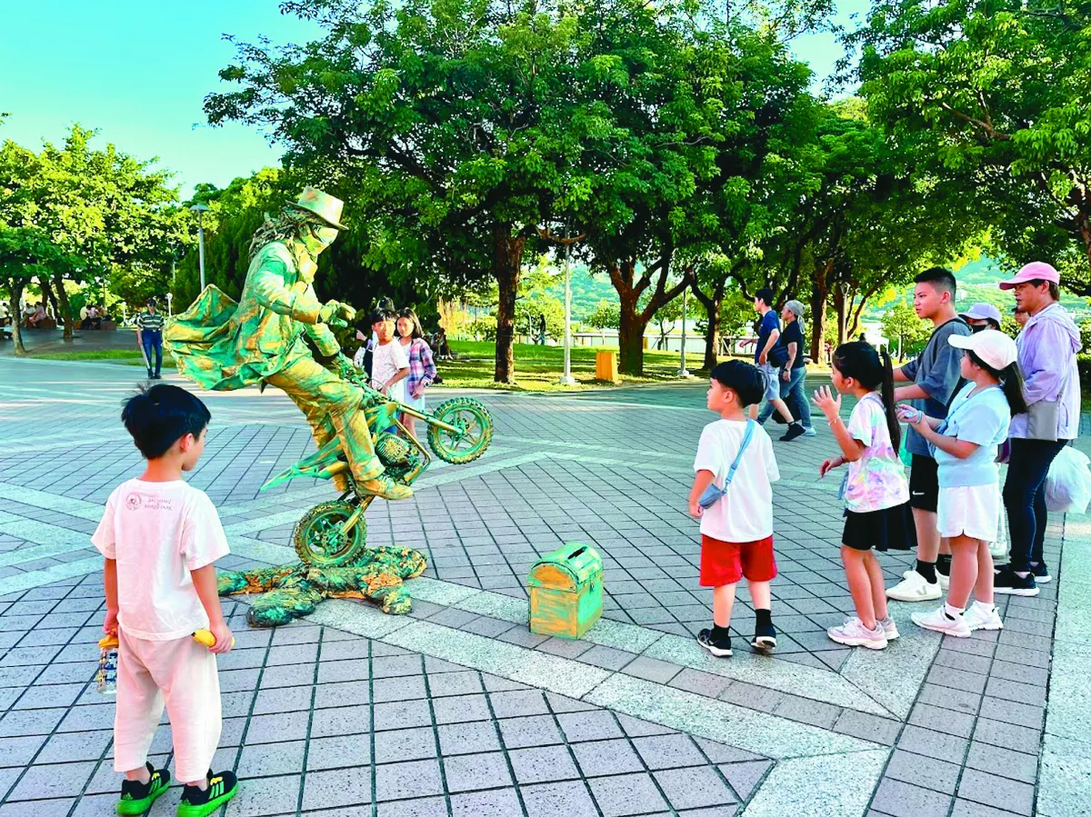 【生活快門】不是雕像喔