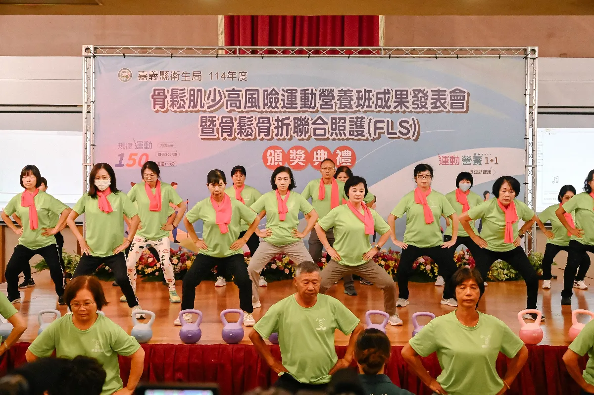 打造高齡健康新典範  南華攜嘉縣推運動營養班成果亮眼
