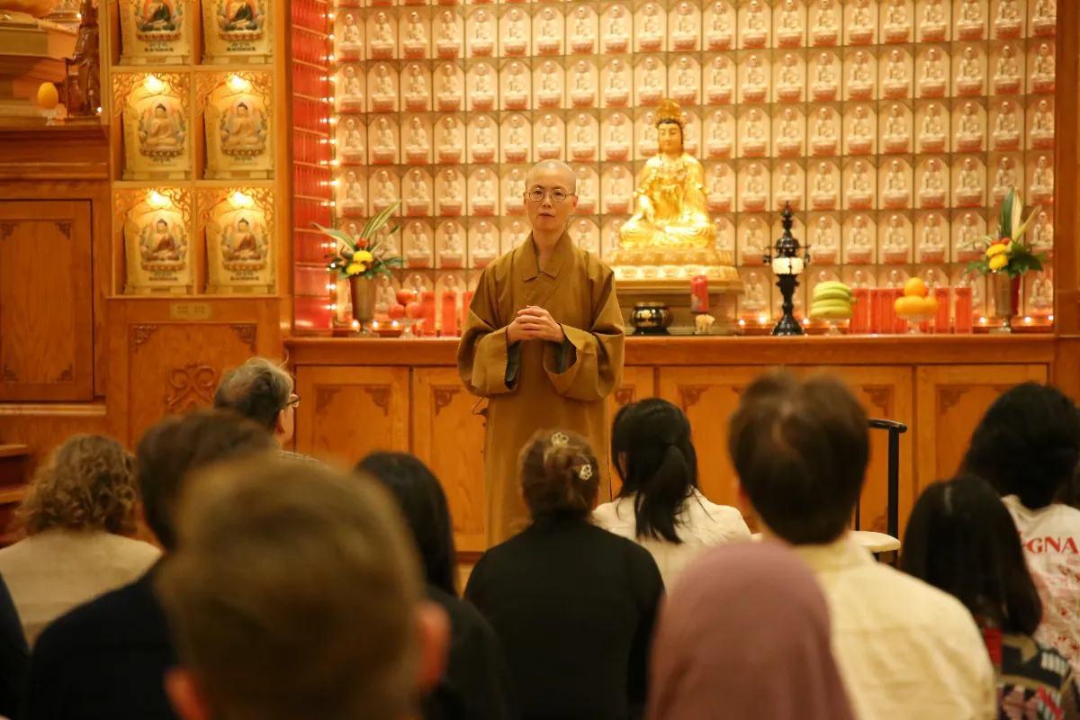 University of Toronto Graduate Students Visit Fo Guang Shan Toronto to Explore Humanistic Buddhism