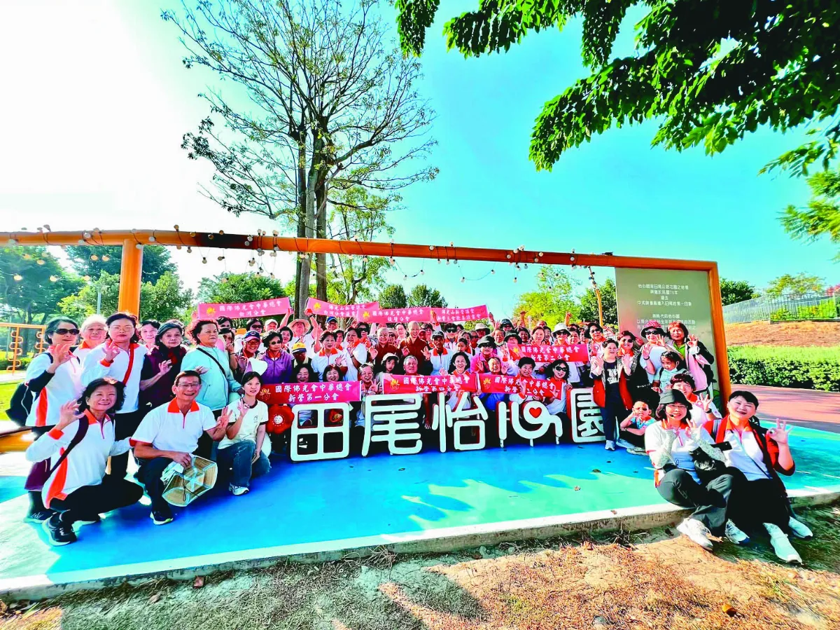 新營講堂慢活閱讀  佛光家庭享受走讀趣
