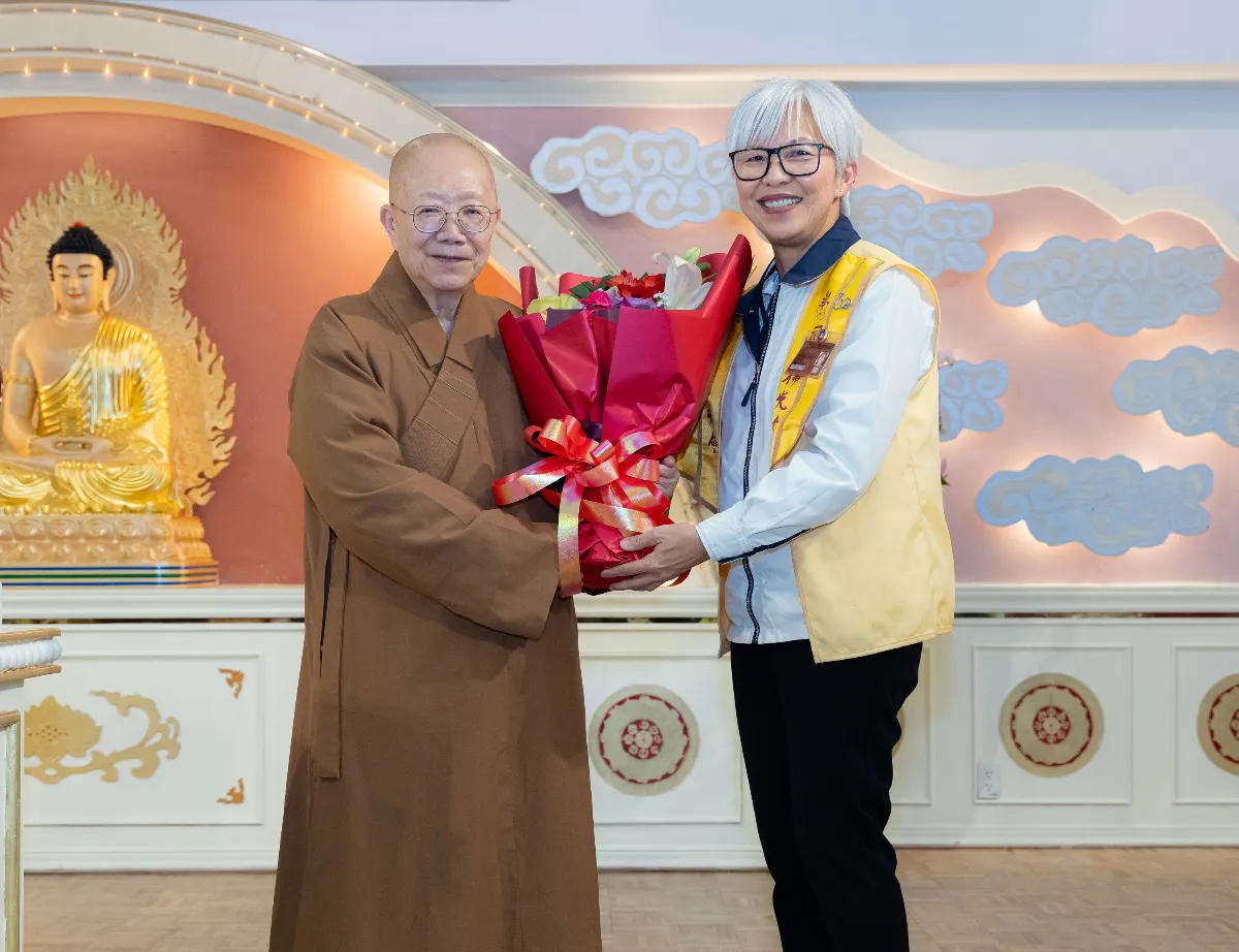 A Shift of Mind, a Light Revealed: Venerable Yi Kong Explores Avatamsaka’s Perspective Dependent Origination at Hsi Lai Temple
