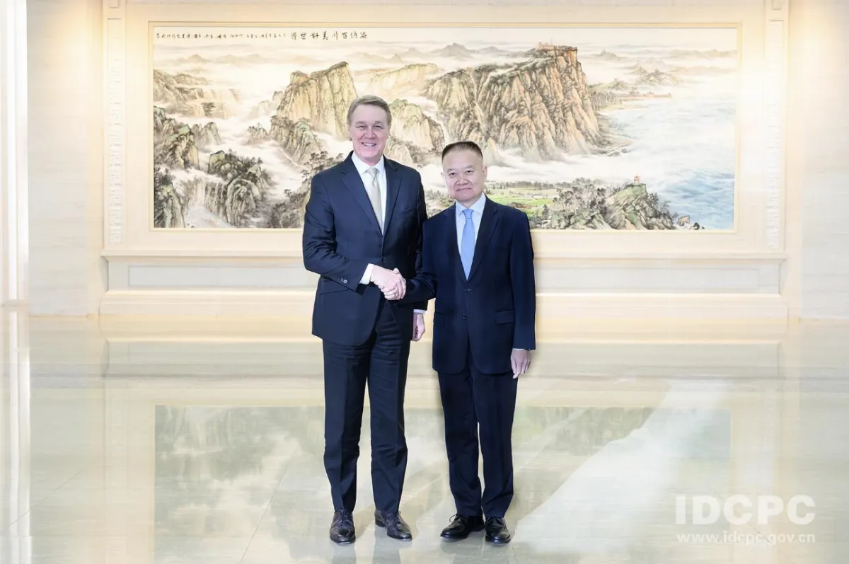 中共中聯部長會見美駐陸大使 美方表示願增進對話、解決問題