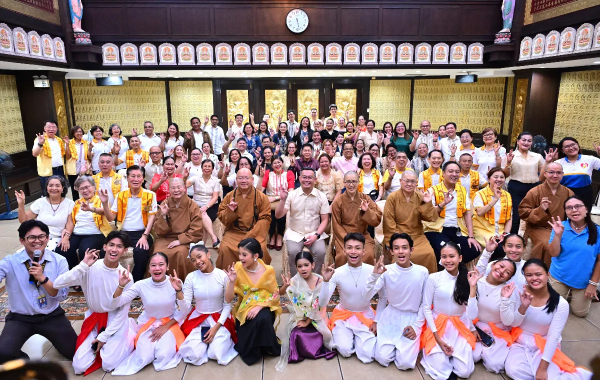 Philippines Honors “Three Acts of Goodness” Schools Department of Education Affirms the Movement’s Role in Inspiring Harmony