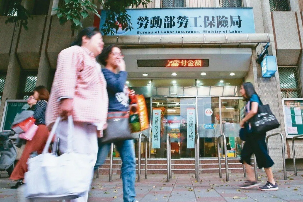勞保紓困貸款開辦 最高可貸10萬、利率2.165%