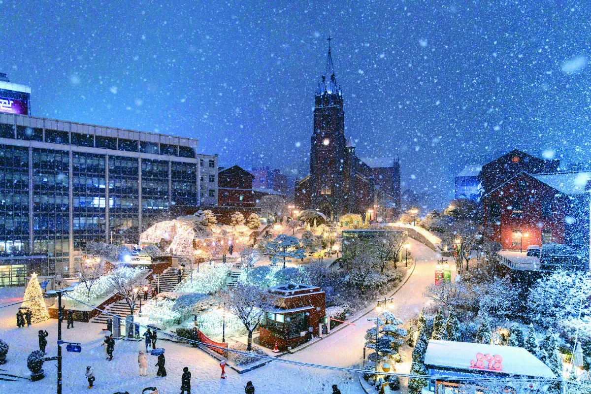 首爾初雪 宛如韓劇場景