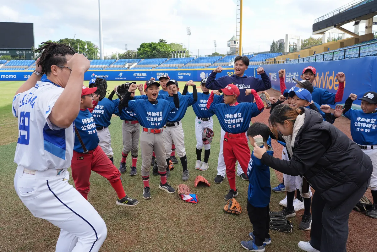 經典賽／為了中華隊不開刀 張育成百分百健康參戰
