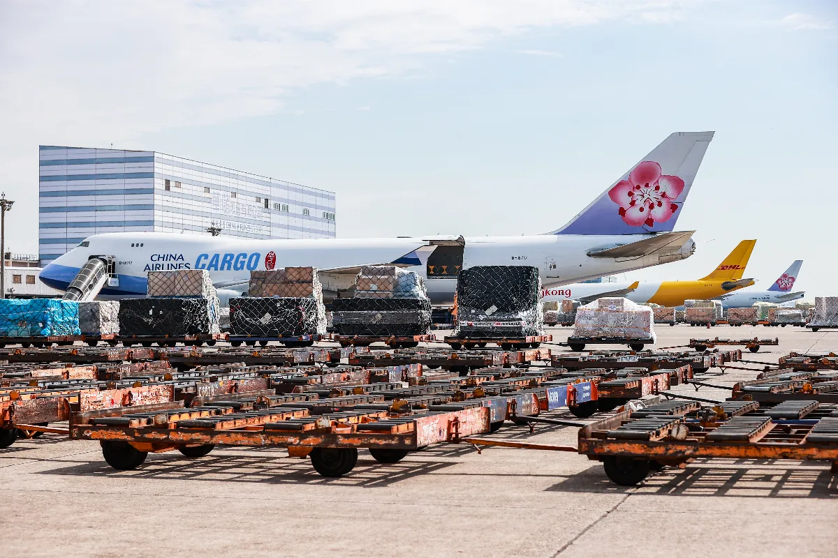 航空貨運市場求旺 12月運價漲幅達8%至12%