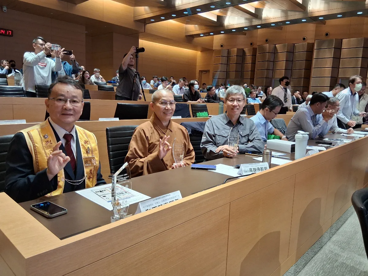 佛光山高雄佛教堂新建工程　榮獲營建工地評鑑「特優獎」