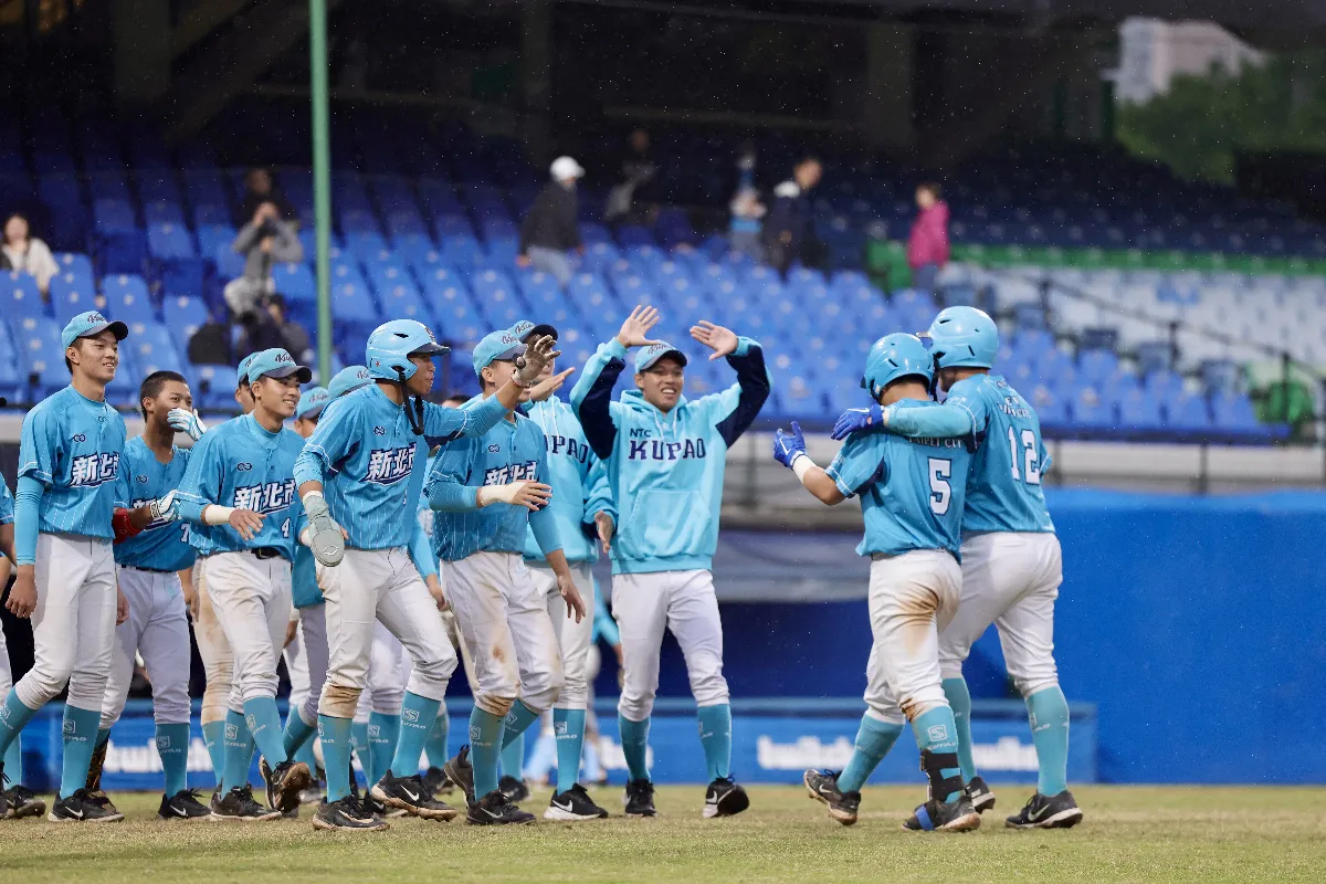 棒球／高雄市破隊史差1出局 新北藍許子彥再見安