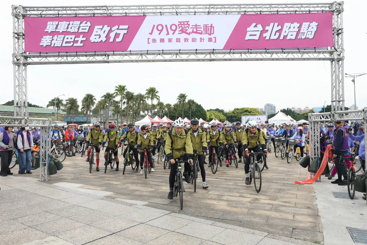 單車環台送暖 騎進偏鄉與重災區