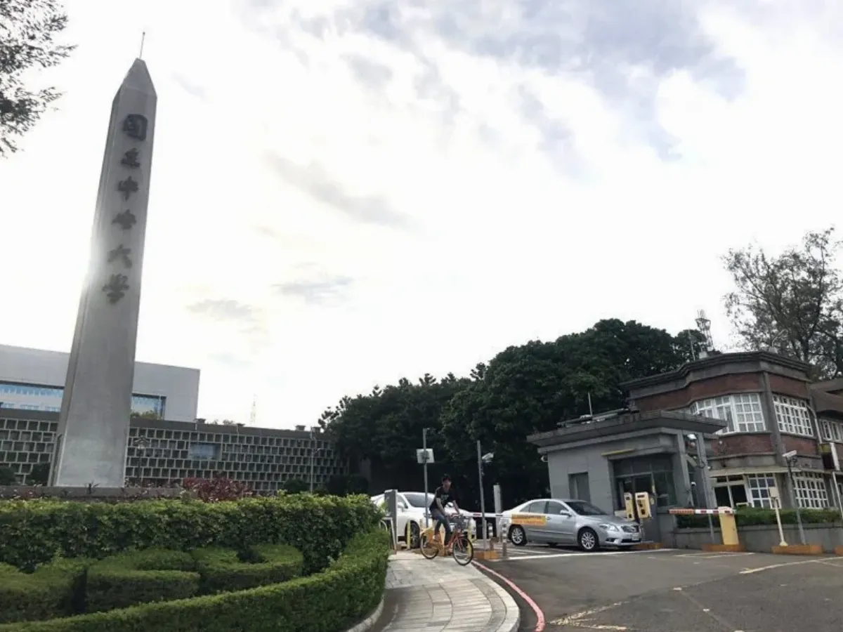 54個公私立大專碩博班註冊率掛零 頂大占17個