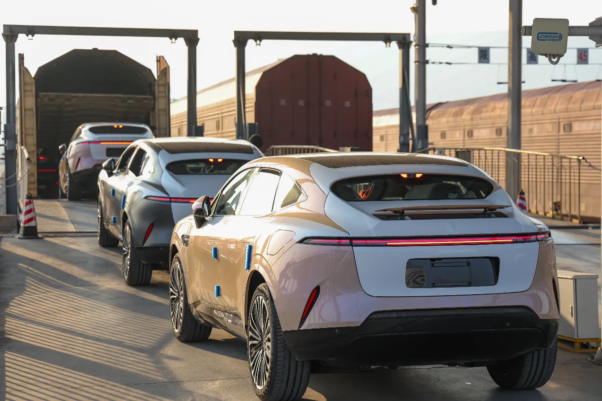 反制中國低價商品 多國仿川普祭關稅