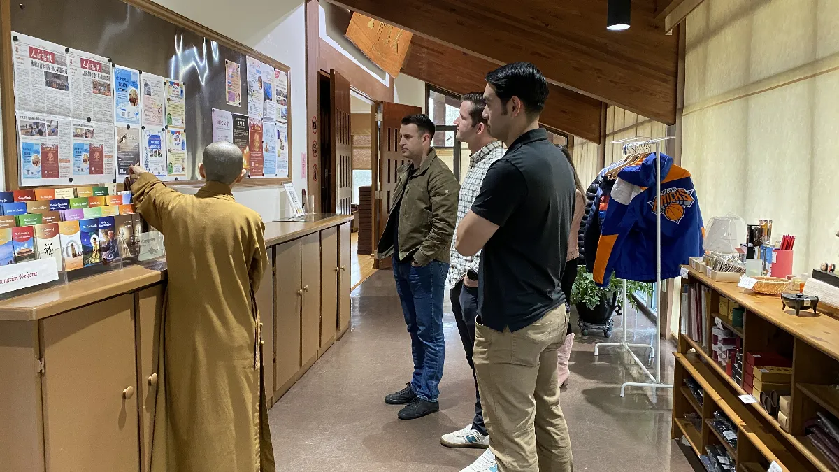 Tea Meditation and One-Stroke Calligraphy: Fort Bragg Soldiers Experience the Humanistic Beauty of Fo Guang Shan North Carolina