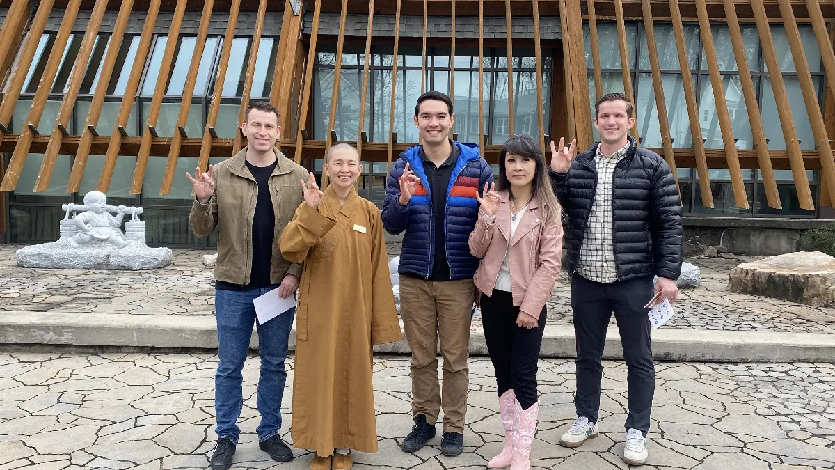 Tea Meditation and One-Stroke Calligraphy: Fort Bragg Soldiers Experience the Humanistic Beauty of Fo Guang Shan North Carolina