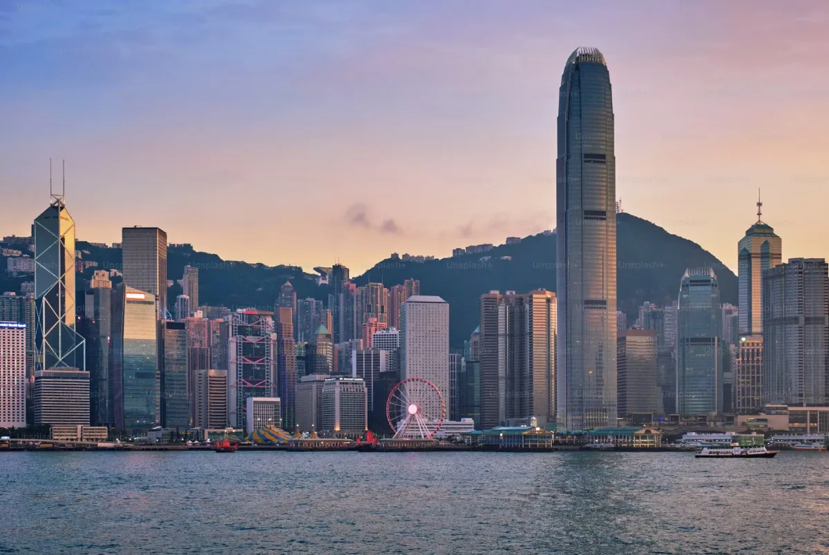 香港擴大禁菸區 違規吸菸一律罰1萬2000元
