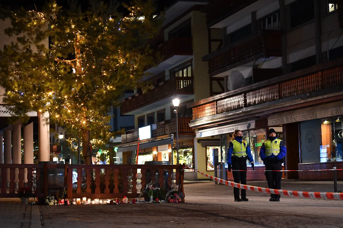 瑞士跨年夜惡火40死逾百人傷 數百人冒嚴寒點燭追悼