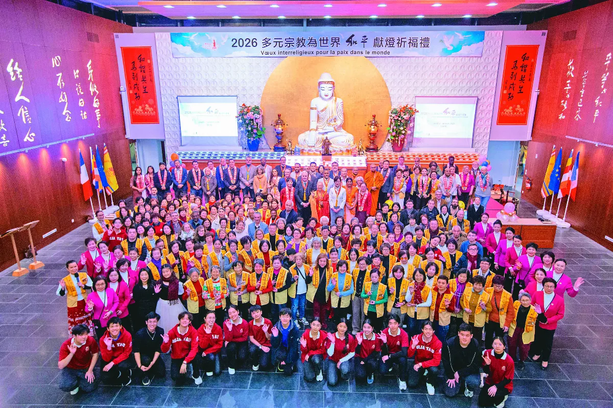 法華禪寺獻燈祈福 多元宗教祈和平