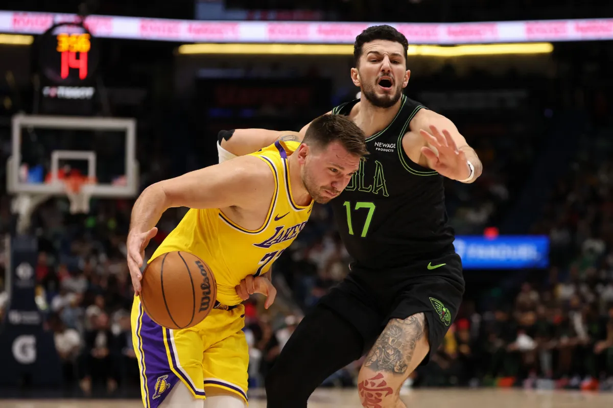 NBA／詹姆斯、唐西奇各轟30分 湖人賞鵜鶘8連敗