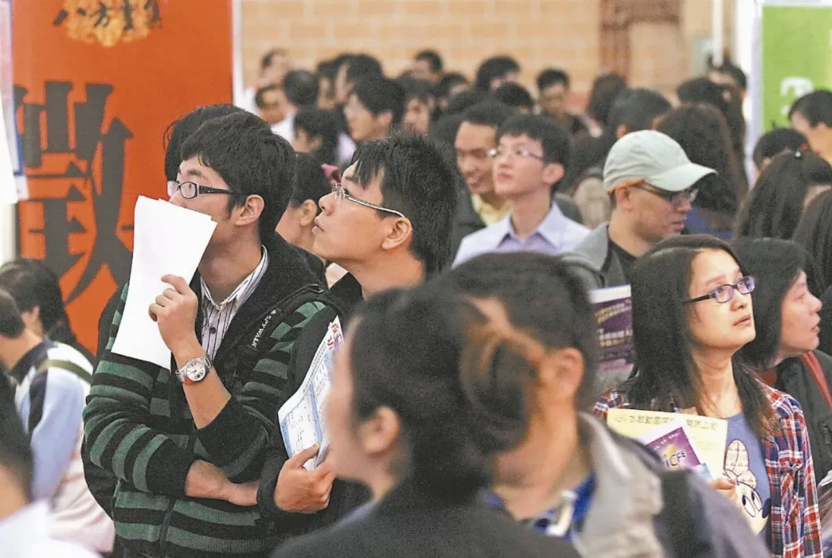 全台25.9萬職缺逾3成製造業　找人平均3.1月