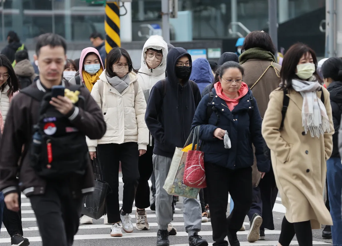 各地白天漸回暖 17日迎風面降雨增