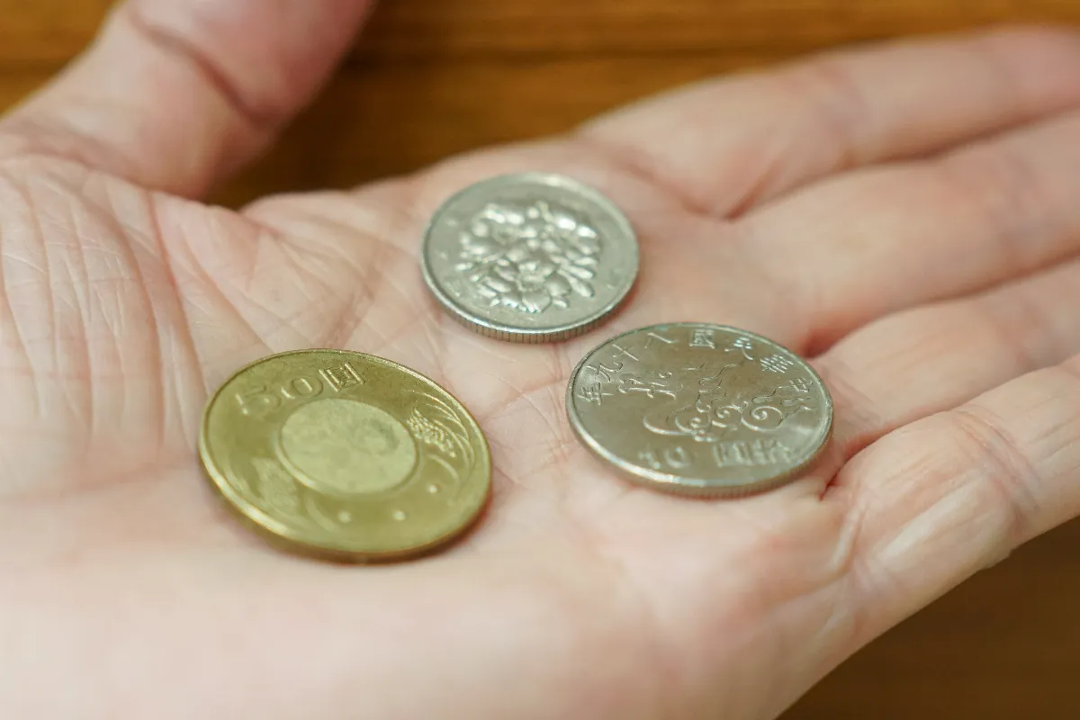 硬幣邊緣刻痕何用意？背後設計有巧思