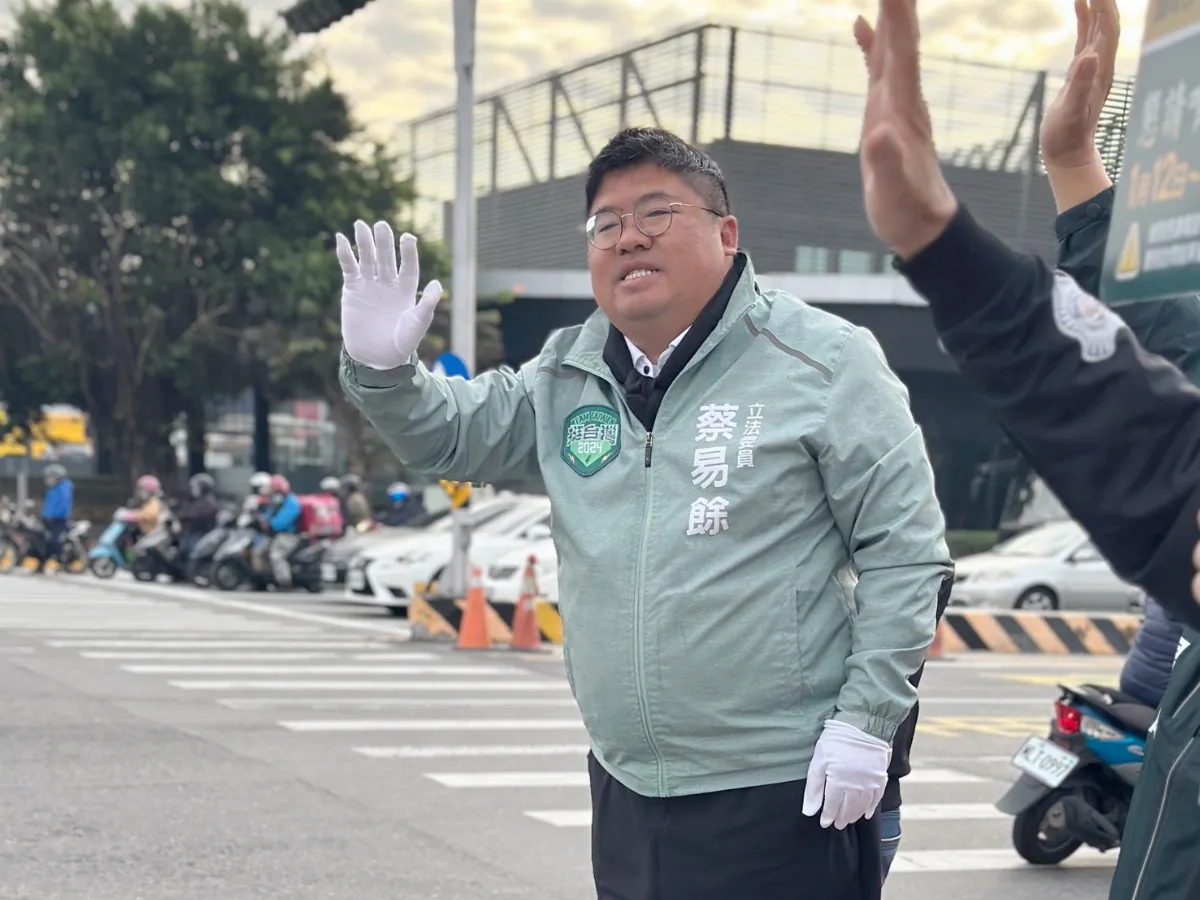 綠營嘉義縣長初選  蔡易餘大勝黃榮利