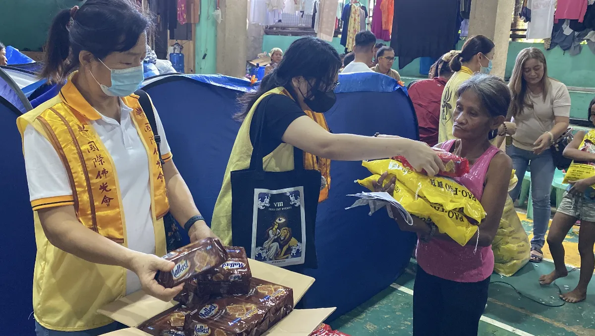 Fire Brings Destruction, Compassion Brings Hope, Chu Un Temple Supports Cebu Fire Victims