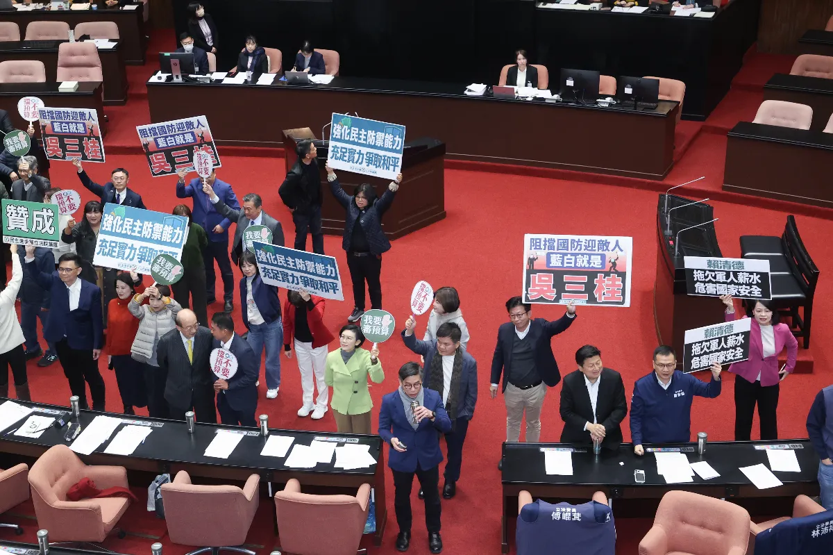 在野擬放行13項新興預算 政院盼速審總預算