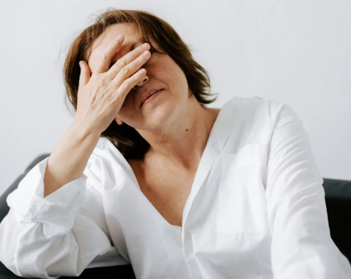 容易緊張睡眠變差？ 更年期婦女補鈣、日晒不能少