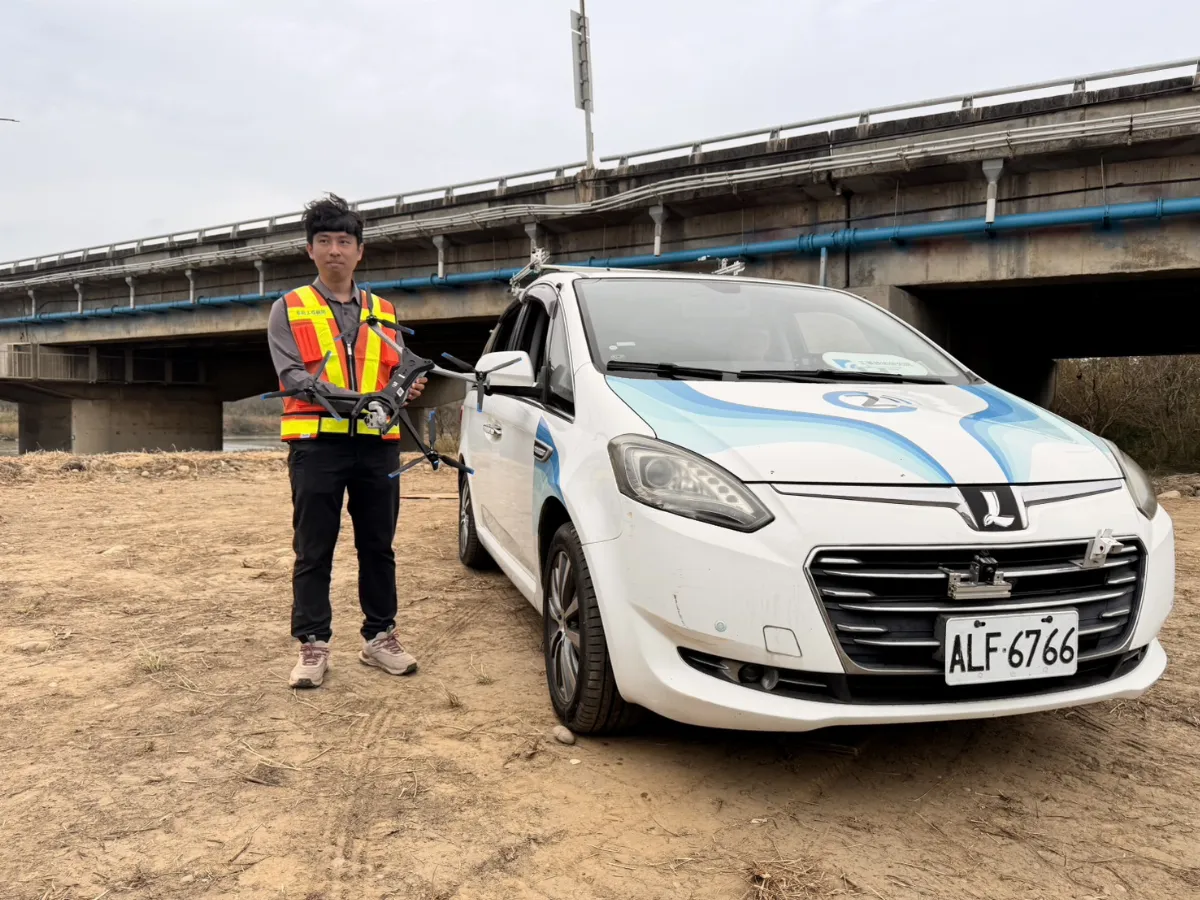 無人機與智慧橋檢車 公路局導入AI科技降低風險