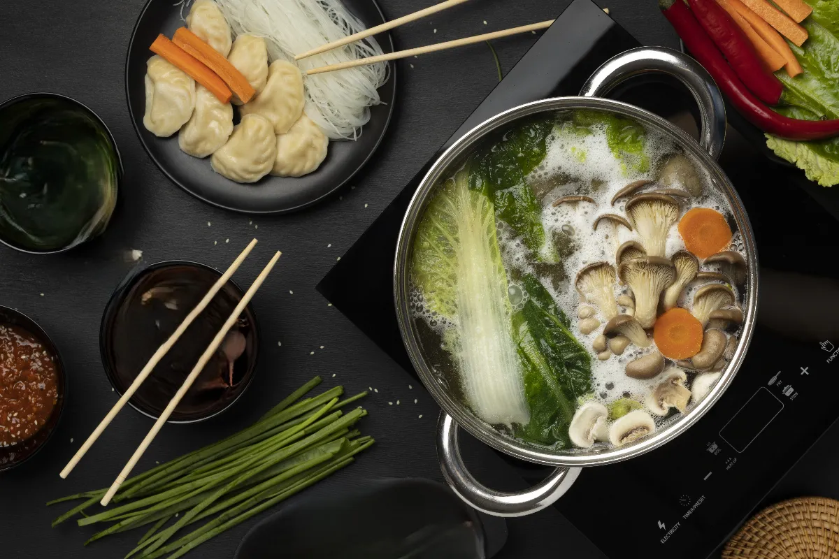 湯頭煮滾也沒用 醫揭火鍋湯成食物中毒溫床