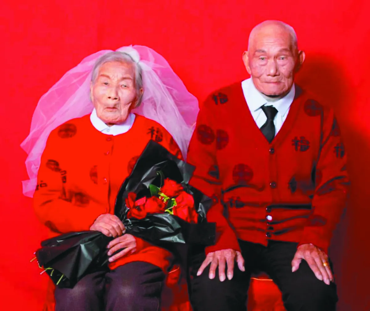 結褵70年 102歲夫妻同年同月同日生