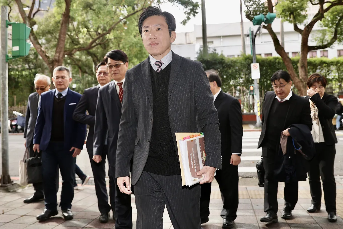 藍白提先動支新興預算718億 行政院：依法有效就會執行