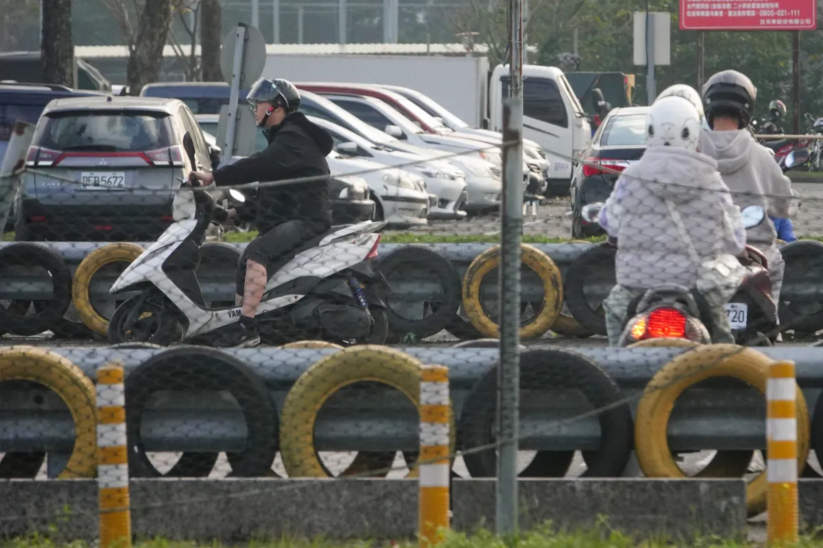 機車考照黑名單加嚴3天51人停權 筆試新制首日逾千人預約