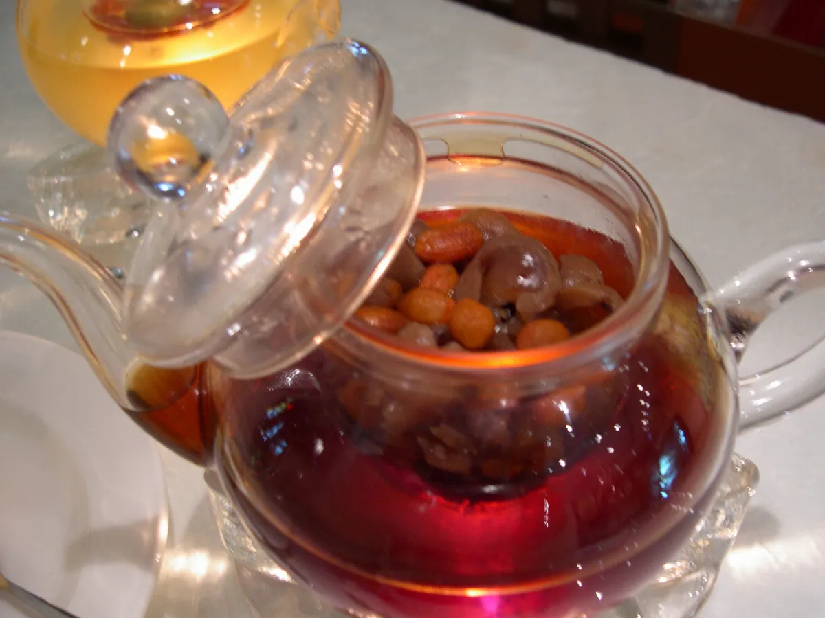 手腳冰冷未必是天冷導致 暖身茶飲要慎選