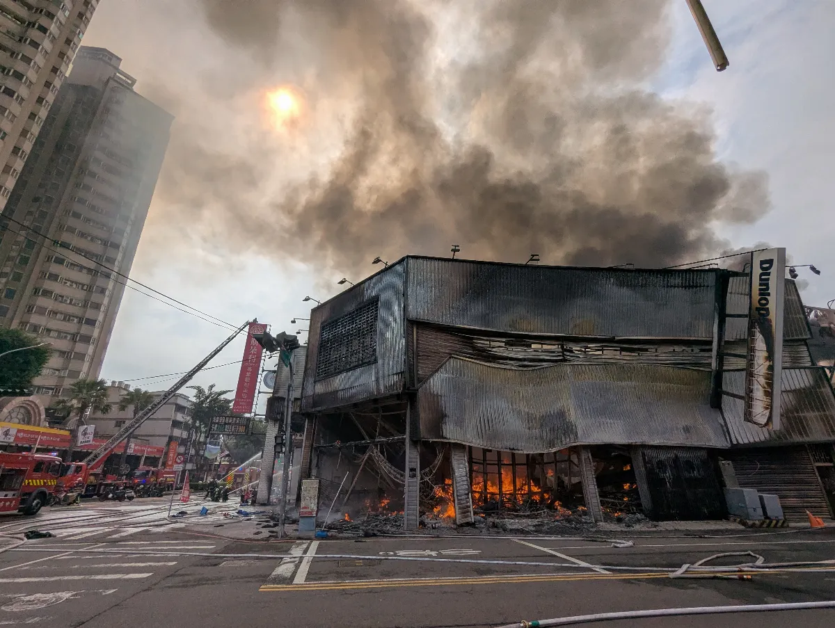 台中北屯惡火 市府急發空汙警報
