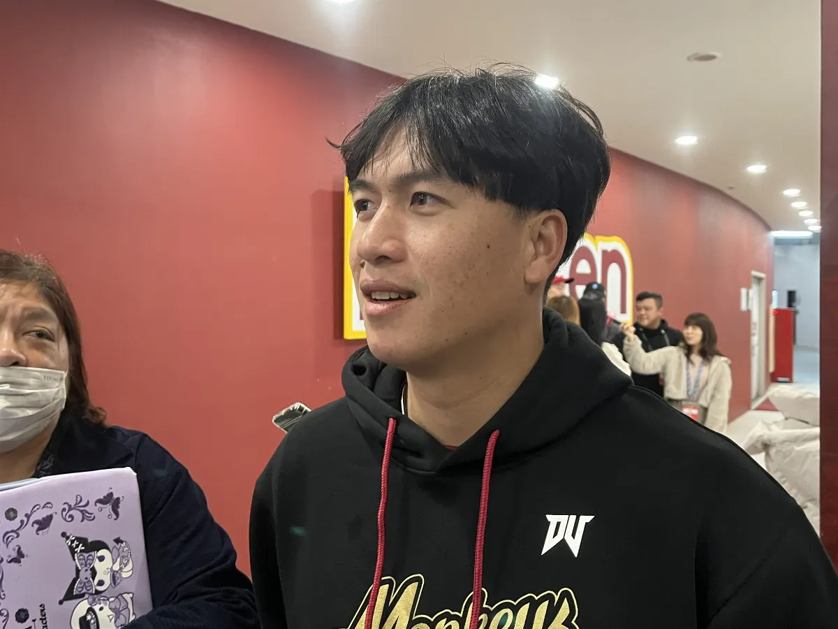 中職／猿隊雨中開訓 曾總不氣餒再邀林立打經典賽