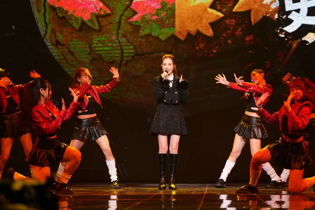 文總《WE AR》除夕節目 徐懷鈺聯手橘色惡魔共演〈怪獸〉